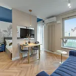 żurawie - Food Hall&stocznia By Downtown Hotel apartamentowy Gdańsk