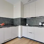 żurawie - Food Hall&stocznia By Downtown Hotel apartamentowy
