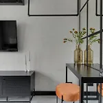 żurawie - Food Hall&stocznia By Downtown Hotel apartamentowy