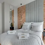 Zurawie - Food Hall & Stocznia By Downtown 3*
