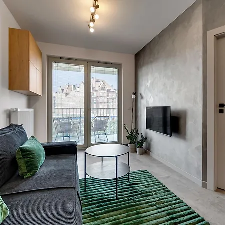 Aparthotel Zurawie - Food Hall & Stocznia By Downtown 3*