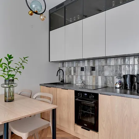 Apartment Zurawie - Food Hall & Stocznia By Downtown Gdansk
