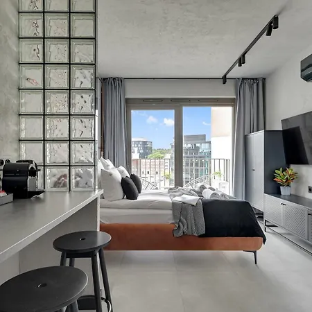 Zurawie - Food Hall & Stocznia By Downtown * غدانسك