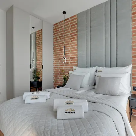 Zurawie - Food Hall & Stocznia By Downtown *