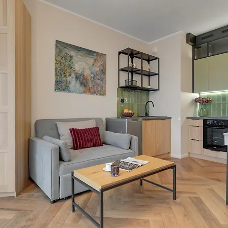 Aparthotel Zurawie - Food Hall & Stocznia By Downtown 3*