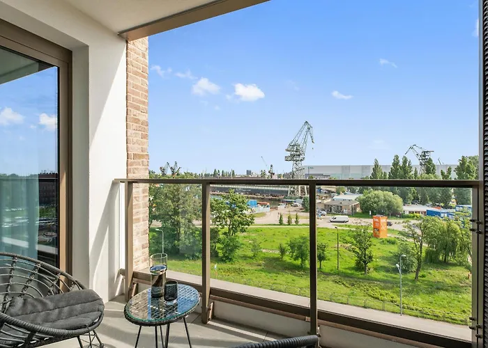 Zurawie - Food Hall & Stocznia By Downtown Lejlighedshotel 4*