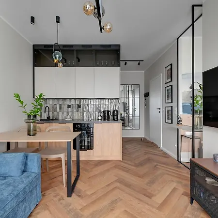 Apartahotel Zurawie - Food Hall & Stocznia By Downtown 3*